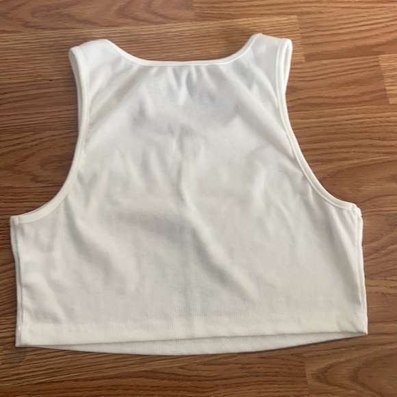 Skater gang crop top in size M-L - Picture 3 of 3